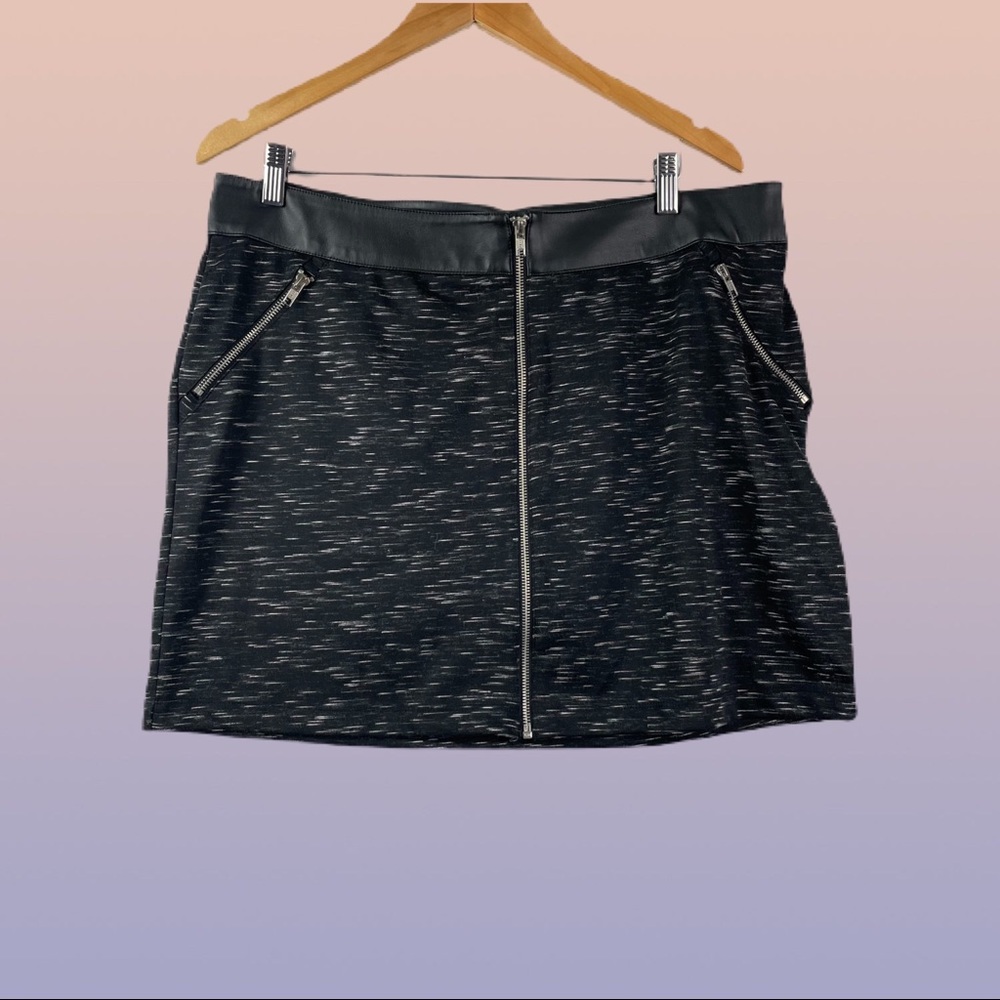 Rock and Republic Front Full Zip Skirt